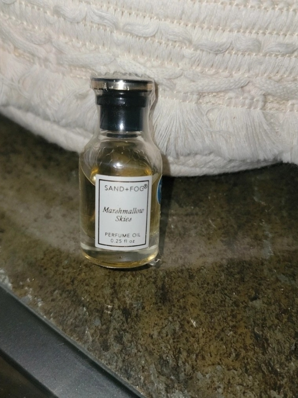 SAND+FOG Marshmallow Skies Perf Oil - Clear Bottle